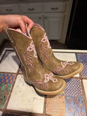 Twister Tan and Pink Girls' Western Cowboy Boots